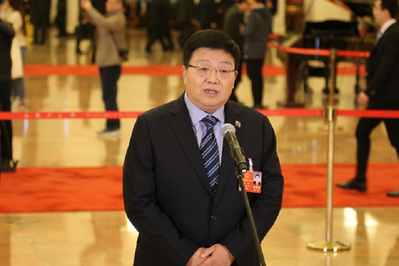 特提气！肖伟在“代表通道”都说了啥？