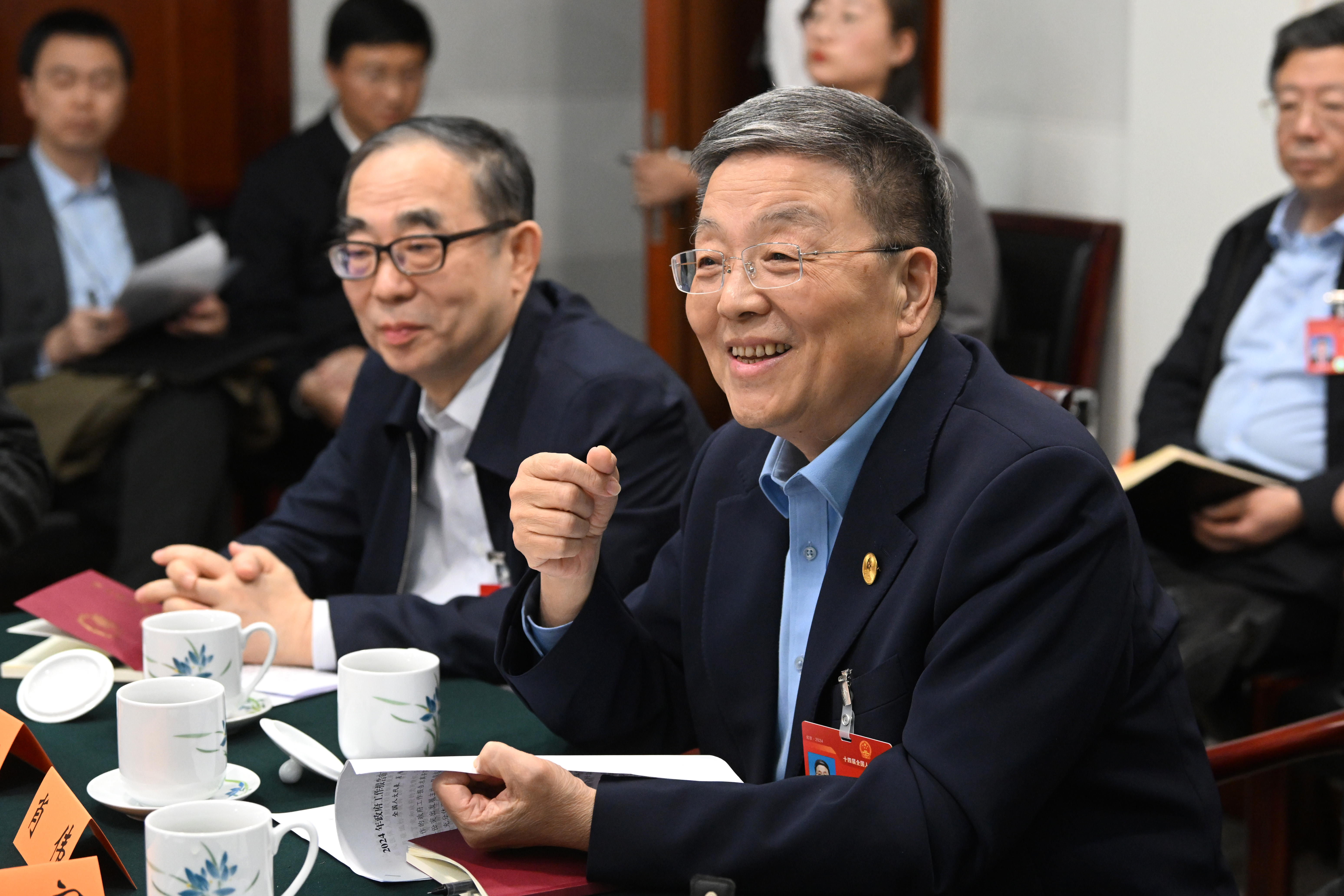 两会聚焦|中央级媒体新华社、新华网关注报道肖伟代表建议